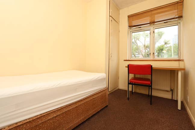 Affordable Rooms Walking Distance to Canary Wharf Main Photo