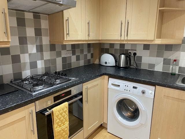 *Med Students* 4 Bed House Near Hospital Main Photo