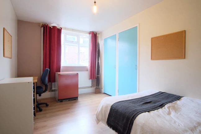 McDermott Close, Clapham Junction, SW11 Main Photo