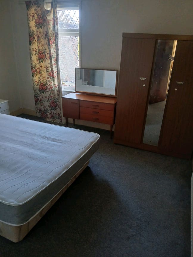 Double room Stoke-on-Trent Main Photo