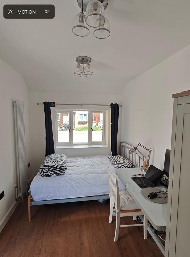 Single room for single person Main Photo
