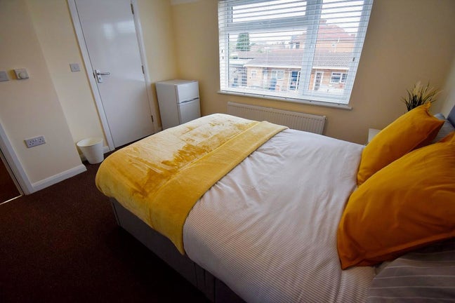 En Suite Double room in Cranford, Hounslow Main Photo