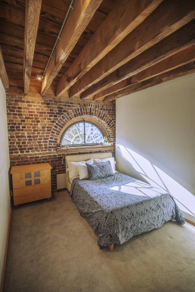 Double Room in Canary Wharf Penthouse loft Main Photo