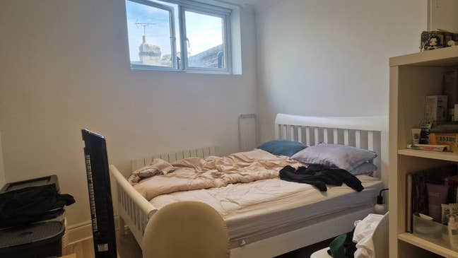 Modern 1st Floor Studio Flat Lower Clapton Road E5 Main Photo