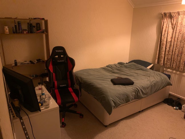 Double room available for £437 a month  Main Photo