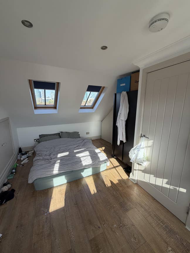 Double Room to let in a house with garden Main Photo