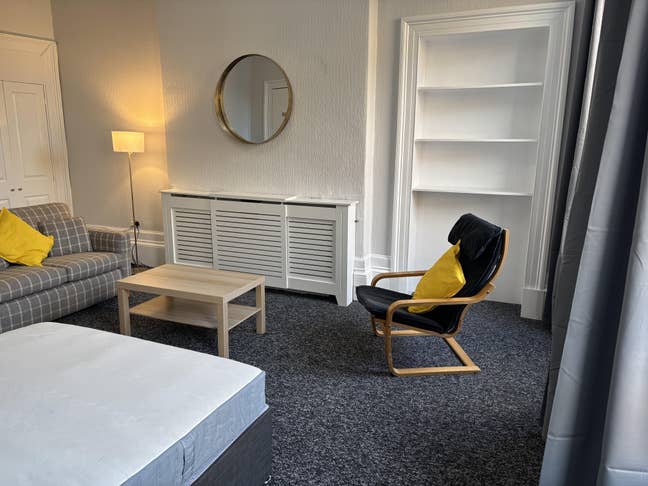 Room to let, Kinning Park. Main Photo