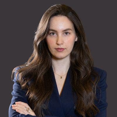 Lawyer looking for a room in London Jan–June 26 Main Photo