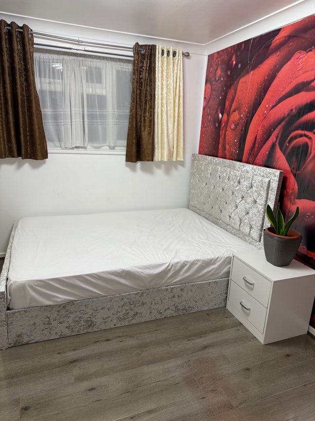 Double bedroom  Main Photo