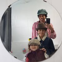 Professional Female seeks a single or double room Main Photo