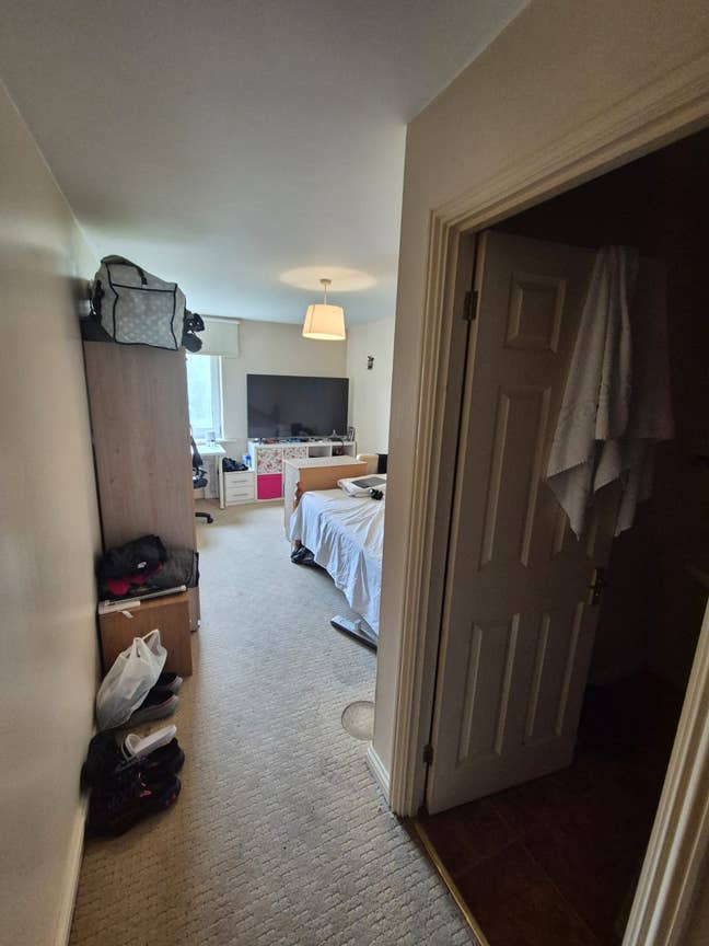West Ham / Newnham 2 Beds 2 Bathrooms  Main Photo
