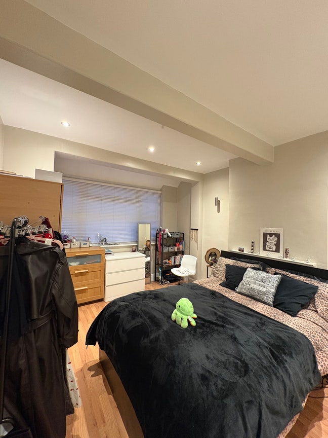 Double Bedroom Streatham Common Main Photo