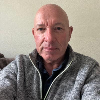 Good social out going house mates.  Double ro... Main Photo