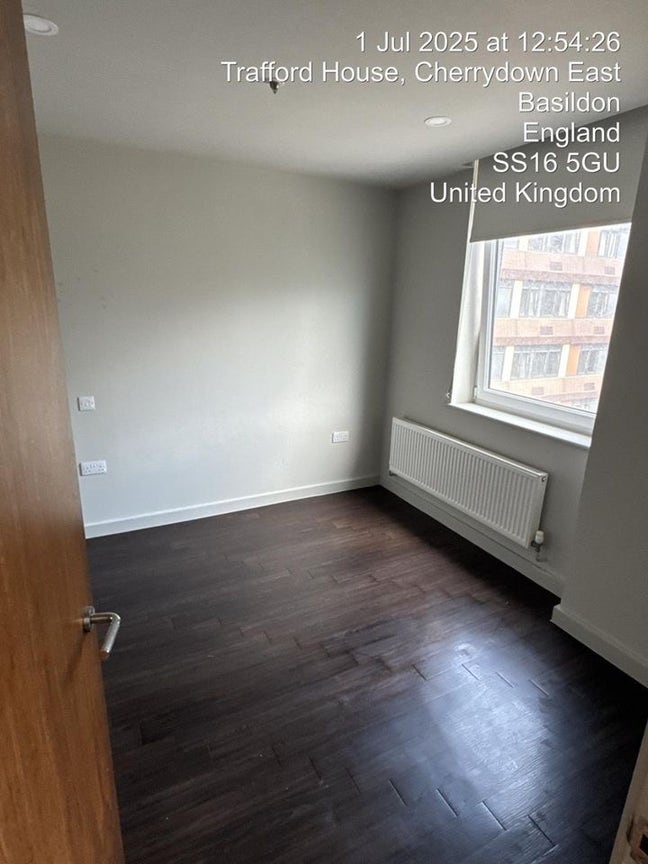 Room to rent Trafford house  Main Photo