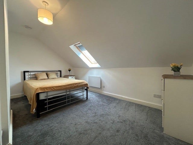 Flat 5, 101 High Street, Ramsey Main Photo