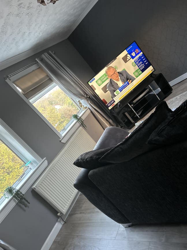 Clean comfortable double room  Main Photo