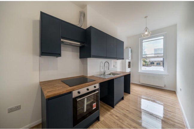 🏠 Stunning 2Bed, 2 Bath in the Heart of Holloway Main Photo