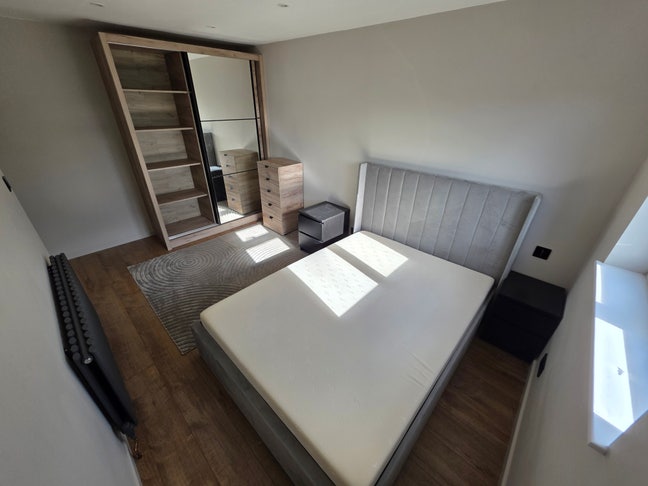 Double bedroom in shared house in South Ockendon Main Photo