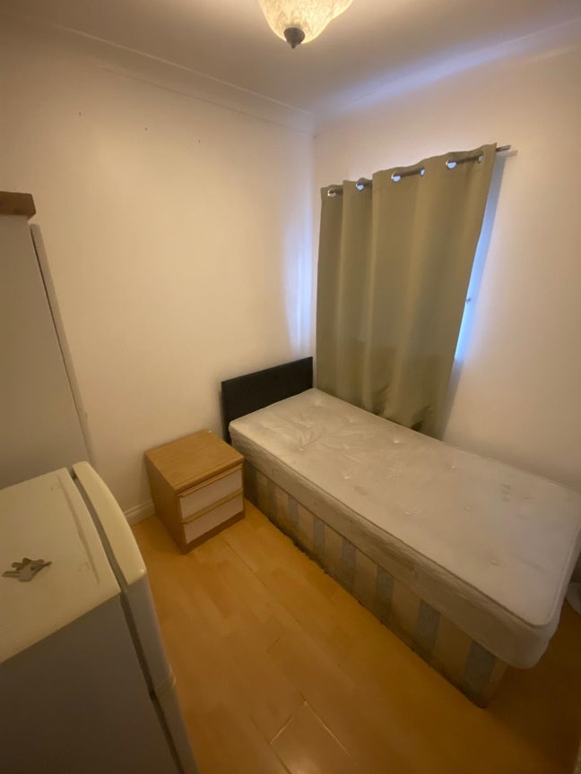 🛏️ Single Room to Let in -  Neasden   Main Photo