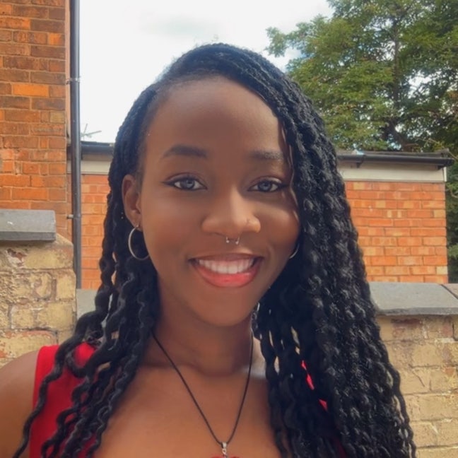 Professional Female seeks a double room Main Photo