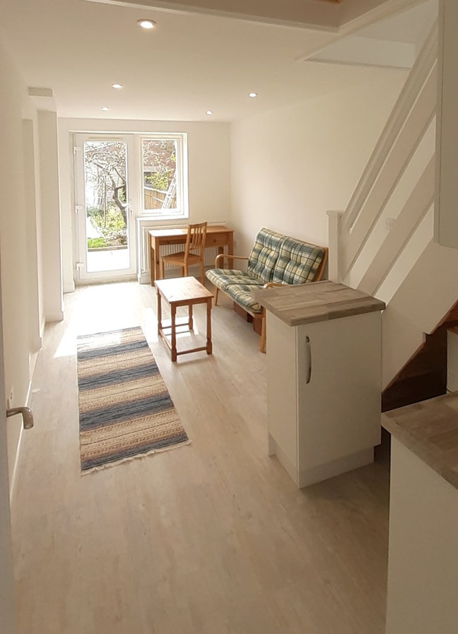 Spacious studio near centre and Science Park Main Photo