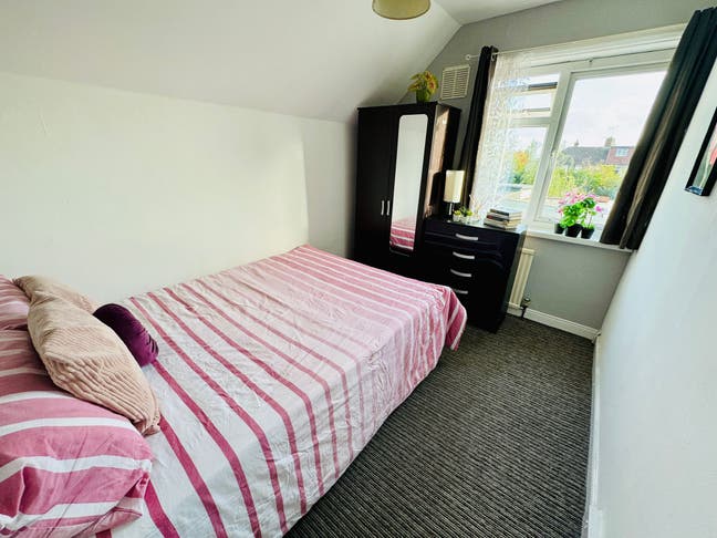 🏡 Affordable Double Room in West Acton – Zone 3		 Main Photo