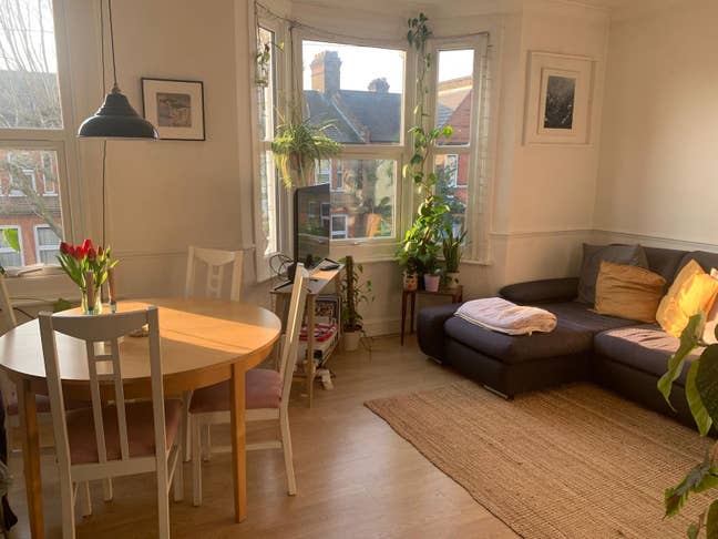 2 month sublet, 1 bed in a 2 bed Walthamstow flat Main Photo