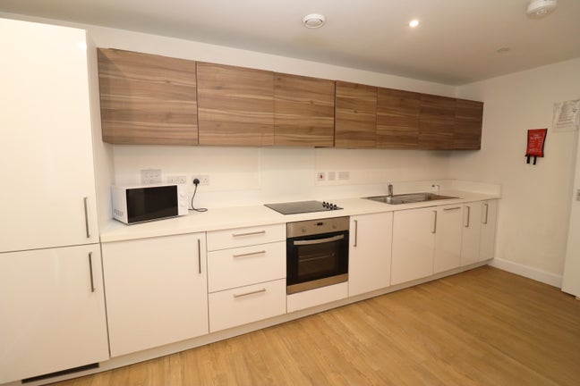 30 Seconds to Station-Luxury Living in East London Main Photo
