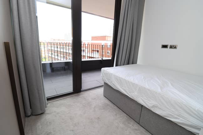 Last 2 Rooms - Modern Flat in Shoreditch Main Photo