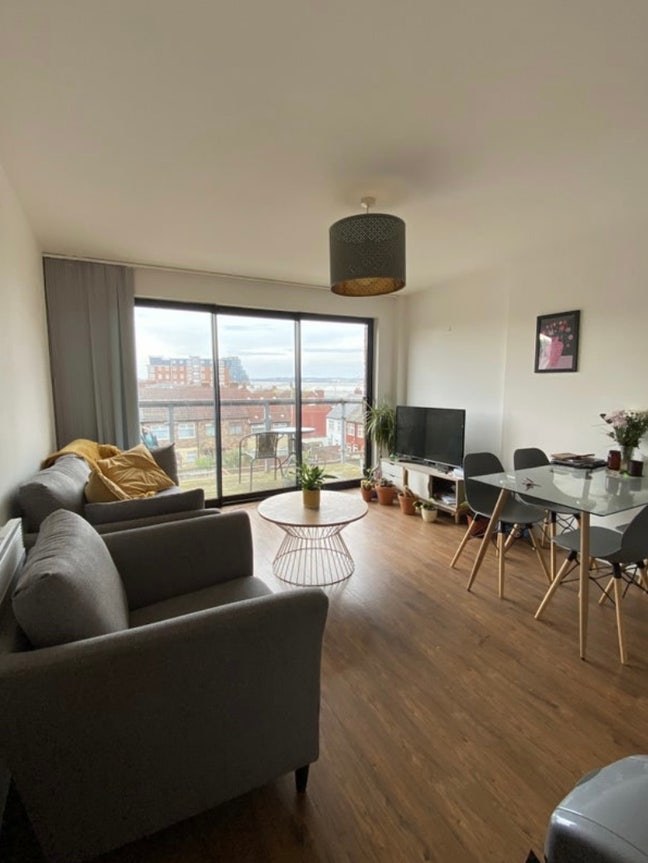 Gorgeous en suite available  Main Photo