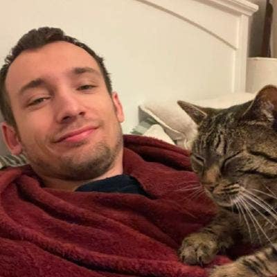 Professional Male seeks a double room Main Photo