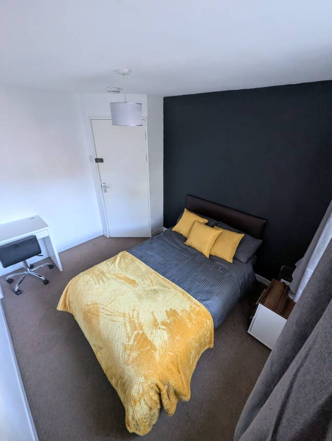 Room in a Shared House, 1 Woodside Road, SO17 Main Photo