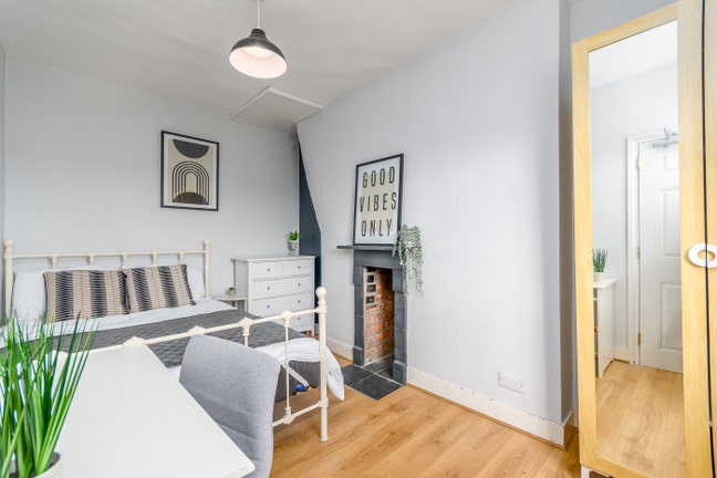 ✚ Live in Style – Central Leamington Spa  ✚ Main Photo