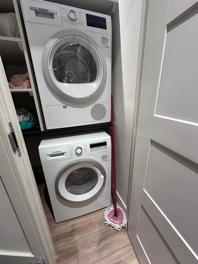 Beautiful spacious  Main Photo