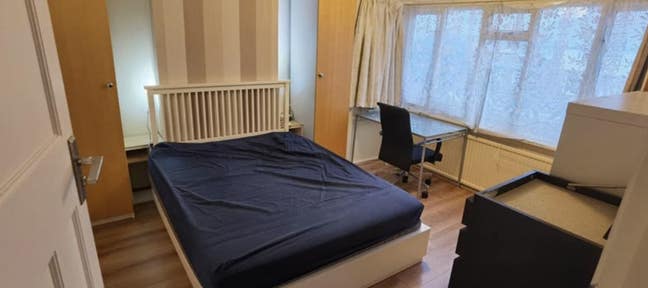 Single room in Coley Park area Main Photo