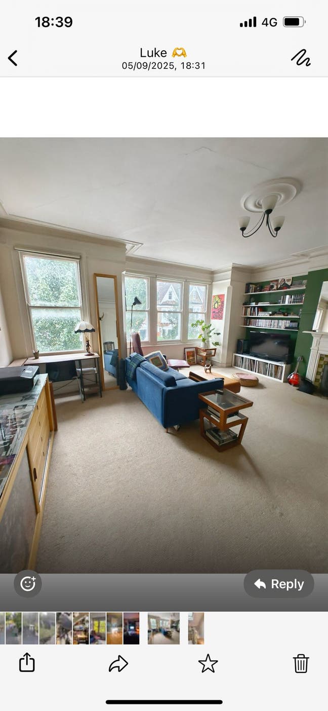 Characterful double room in big 2 bed flat  Main Photo