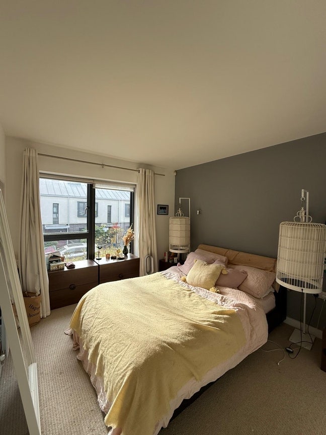 4 bed house + garden in Dalston - move in late Dec Main Photo