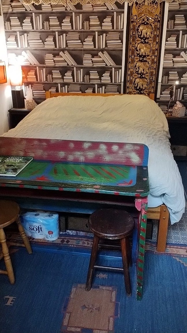 Small self contained annex 10 mins from centre  Main Photo