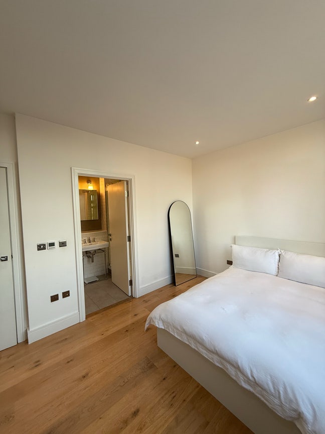 Modern En-Suite Room | NW1 | All Bills Included  Main Photo