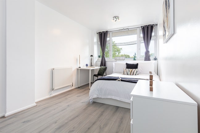 Beautiful Double Room in Luxury Flat Main Photo