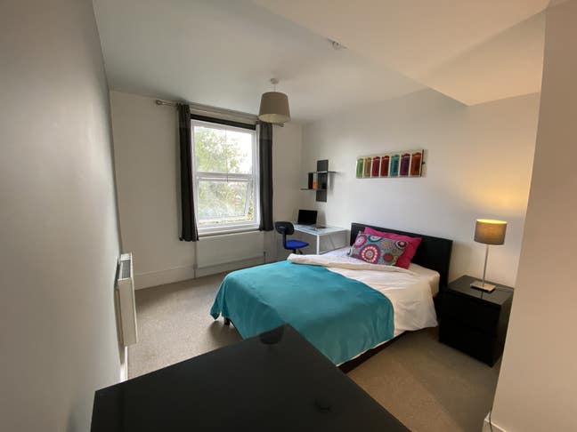 Rooms with Ensuite - Near Capability Gn Main Photo