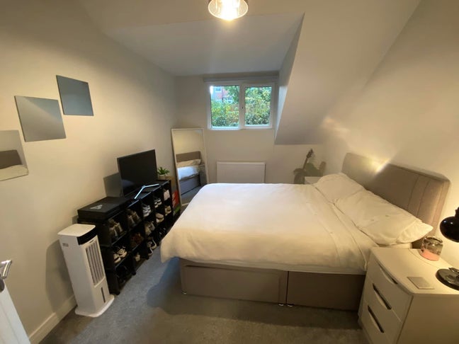 New Housemate -Modern, New Build Apartment  Main Photo