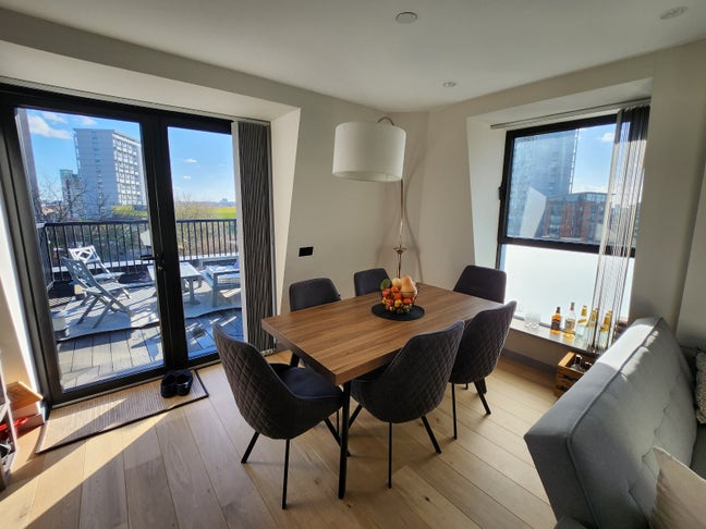 Beautiful Room in Maida Vale Main Photo