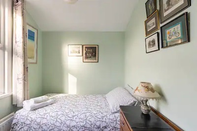 Room to rent 5 mins walk from Maryland station  Main Photo