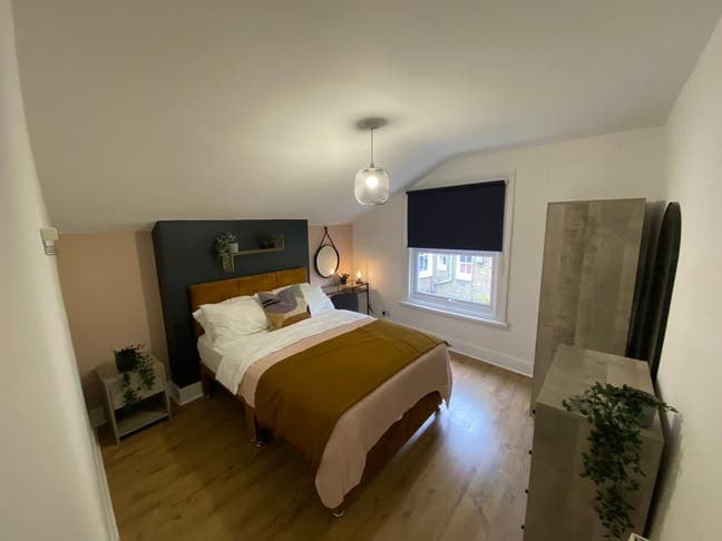 🏡 Lovely Double Room by Clapham High St🏡 Main Photo
