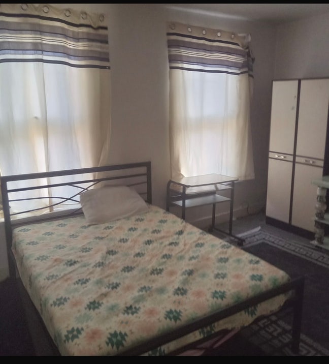 Double Room Manor Park E12  Main Photo