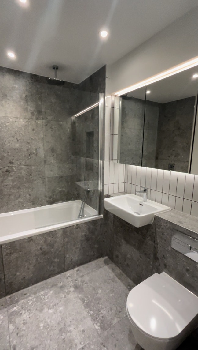 2mins from Station - New Build Main Photo