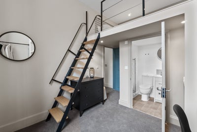 🍂 Autumn Special–Price Drop! Mezz-Deck Ensuite 🫨 Main Photo