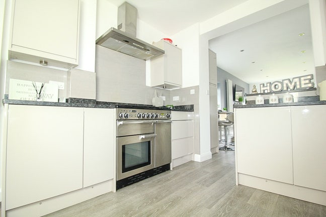 Connected Living: SE12 Ensuite Opportunity ✨​ Main Photo