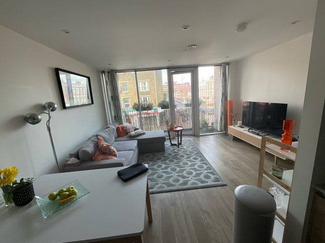 Amazing 1 Bed Flat in Tooting Broadway Main Photo